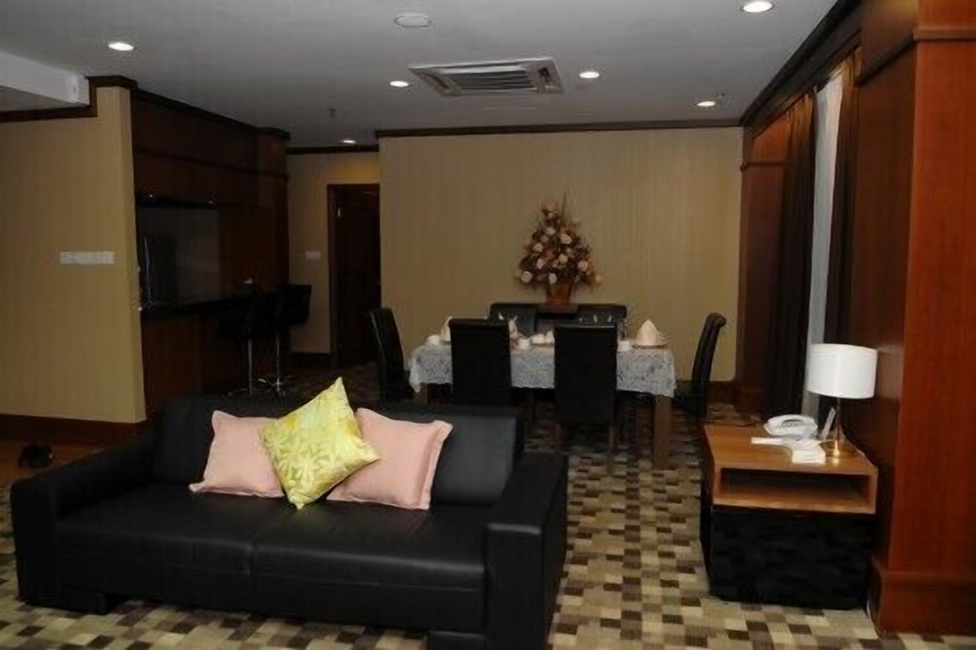 Hotel Seri Malaysia Lawas Eksteriør billede