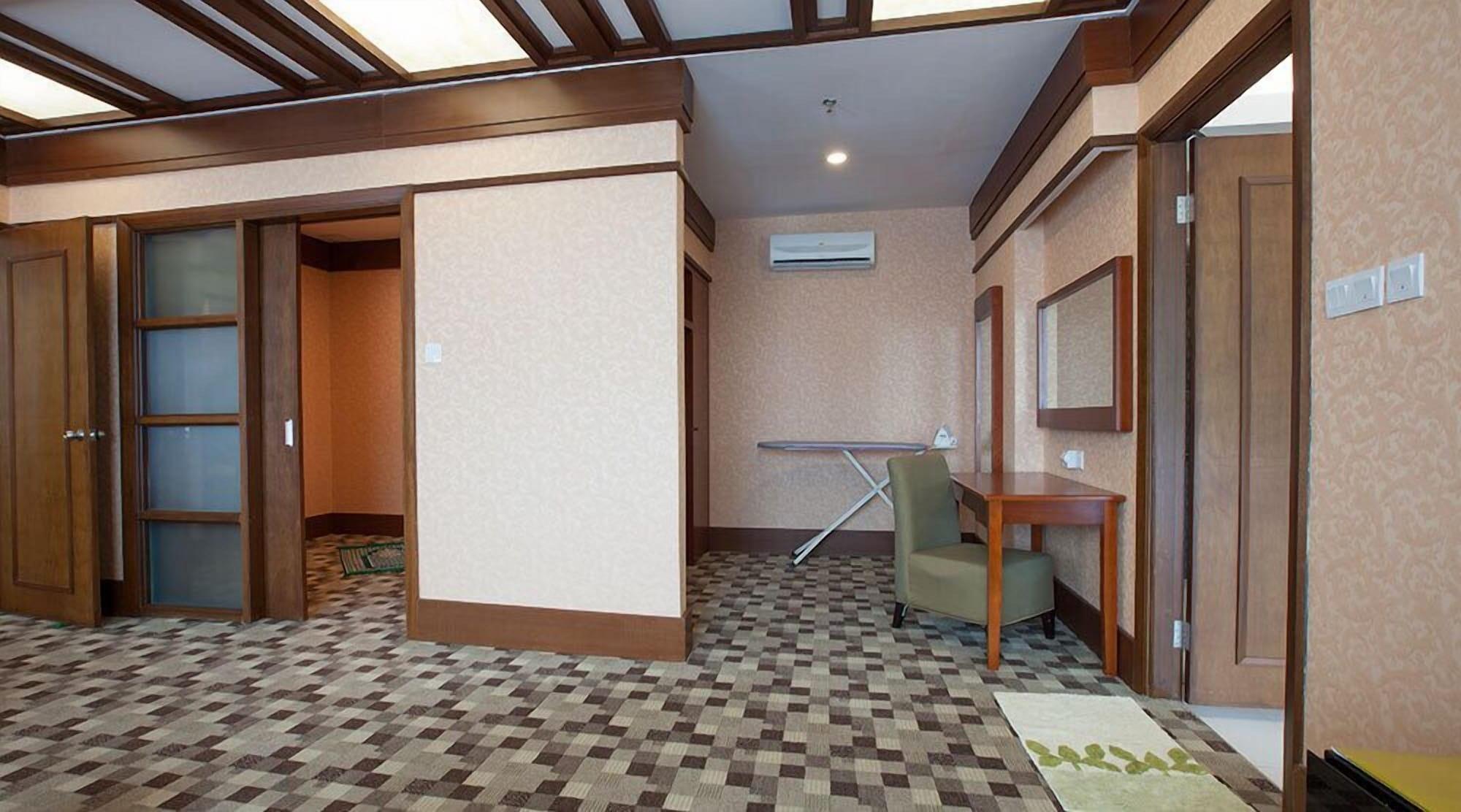 Hotel Seri Malaysia Lawas Eksteriør billede