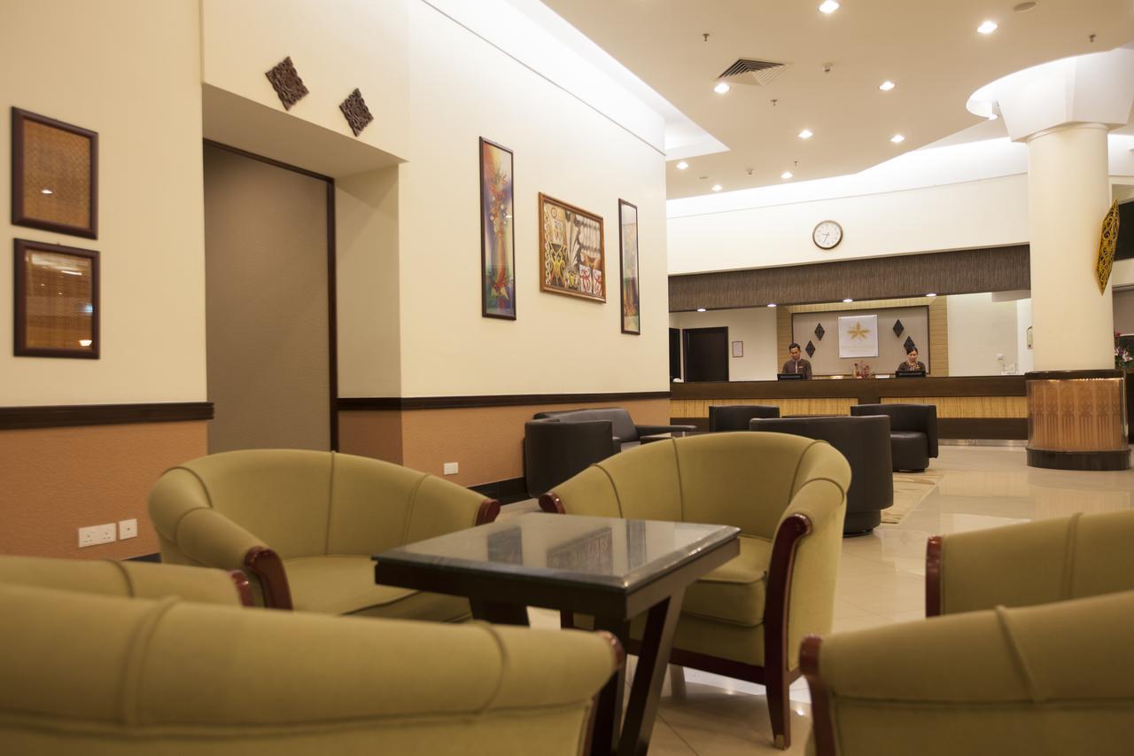 Hotel Seri Malaysia Lawas Eksteriør billede